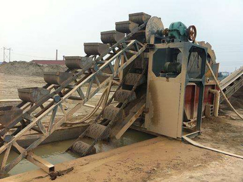 挖斗式洗沙設(shè)備